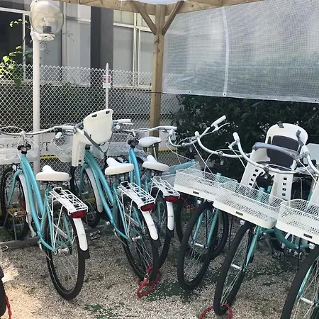 ホテル Tiffany's カットーリカ